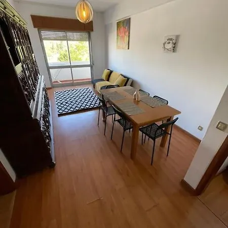 City Center Flat, Top Spot, Ideal For Tourists 아파트 *