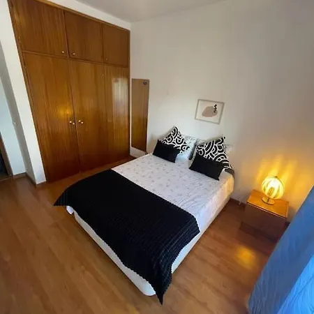 City Center Flat, Top Spot, Ideal For Tourists 아파트