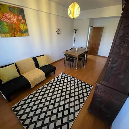 City Center Flat, Top Spot, Ideal For Tourists